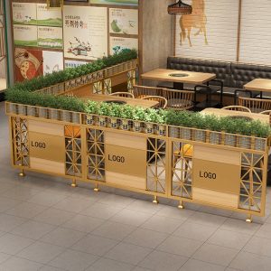 Restaurant partitions wrought iron screen bar aisle fence The iron mesh partition wall of the hotel Partition guardrail