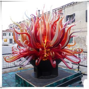 Hand made blown art outdoor street way decoration large murano glass sculptures