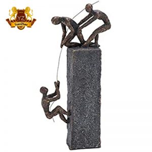 morden metal art house decor statue hand casting bronze climbing man sculpture