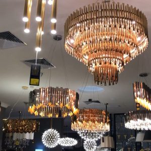 Modern Contemporary Multiple Tiers Of Glass Strip Big Brass Metal And Glass Chandelier for Hotel Villa Decoration